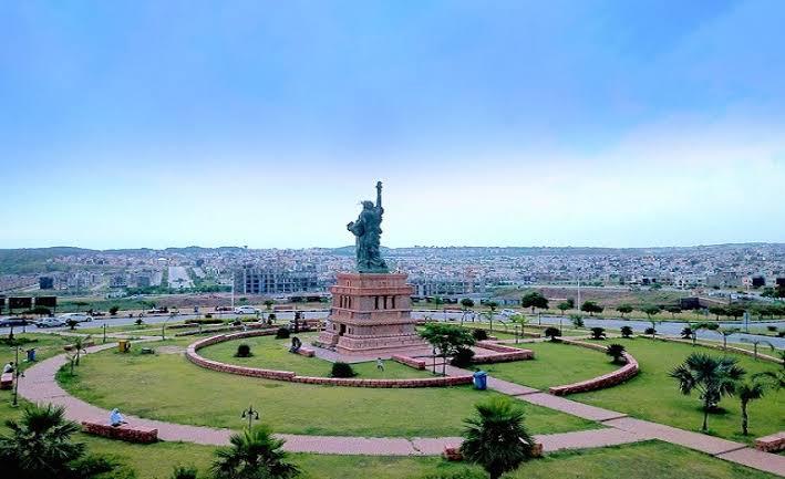 10 marla plot for sale 